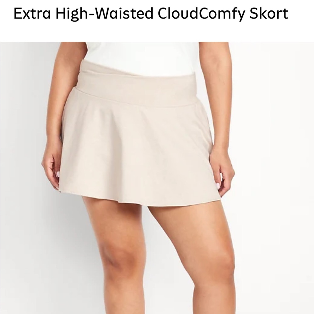 Old Navy Extra High-Rise Black Skort